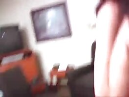 Черният пич balgarski porno filmi унищожава плътната путка на Алисън Мур