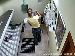 Зад тройката порно филми секс